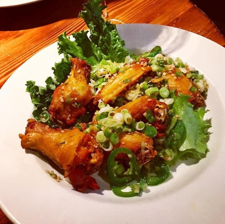 Crispy Garlic Chicken Wings
